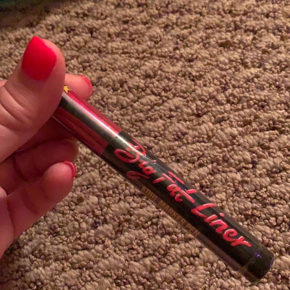 Rockin Big Fat Liner